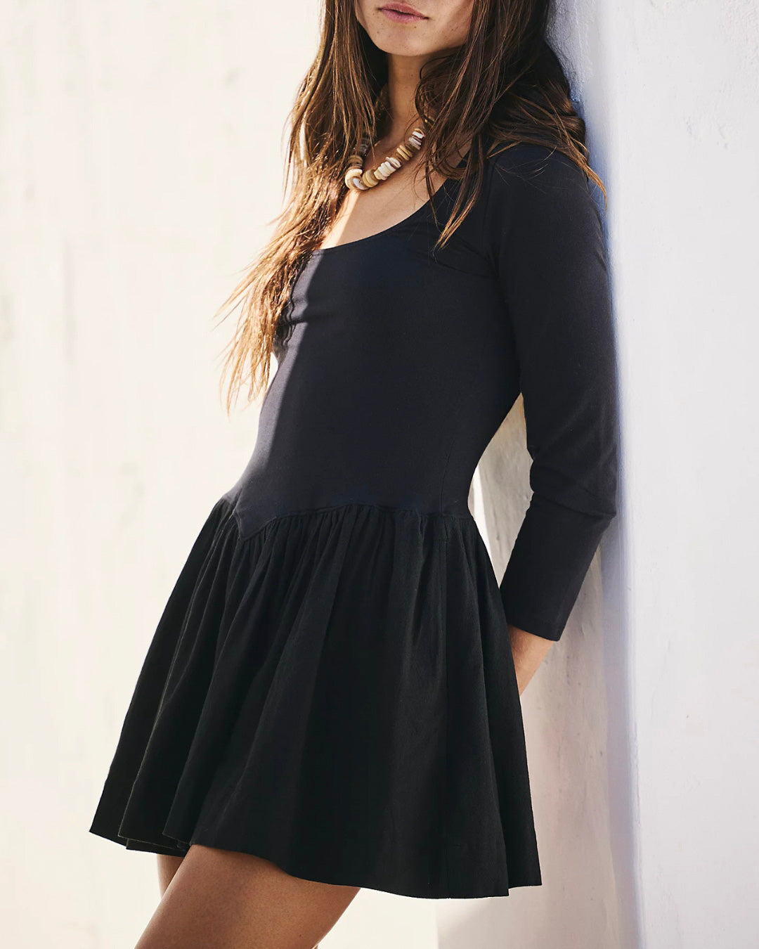 Onda Sleeved Mini in Black (8965243502843)