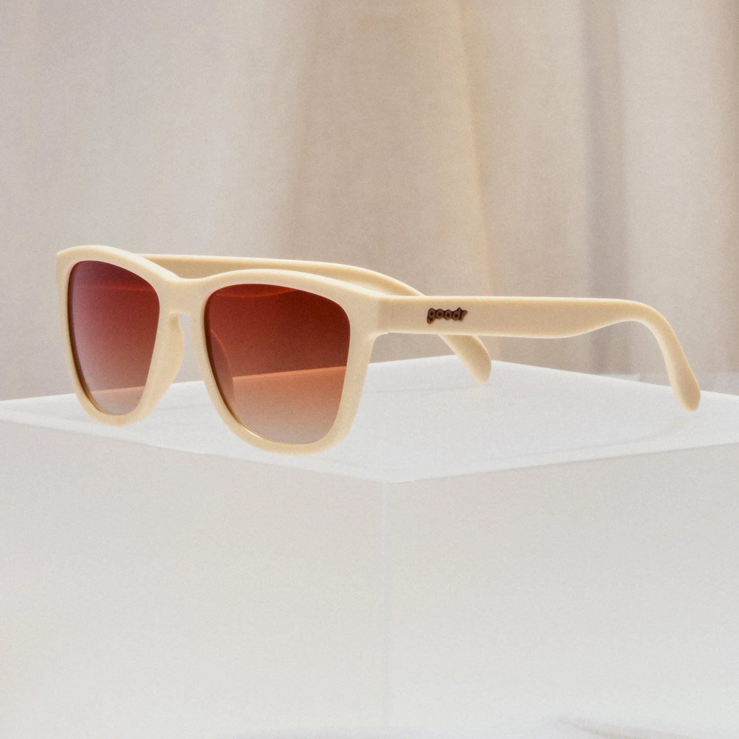 Toasted Marshmallow Magic Goodr Sunglasses (8952004608251) (8970025599227)