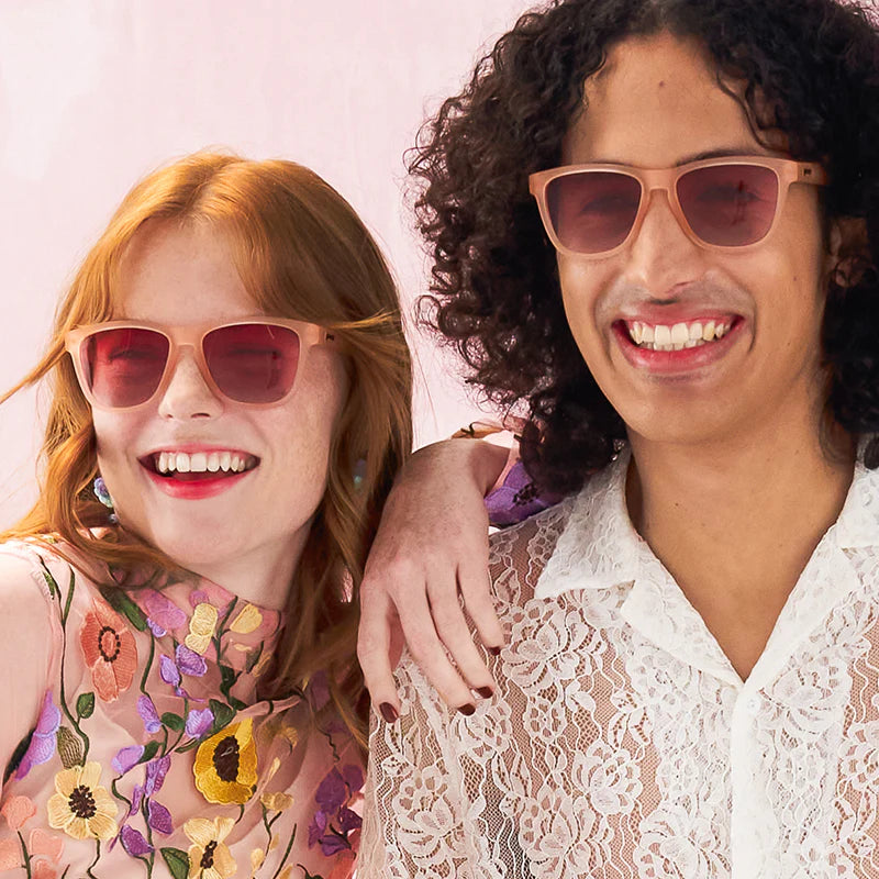 
                  
                    Don't Make Me Blush Goodr Sunglasses (8571356840187)
                  
                