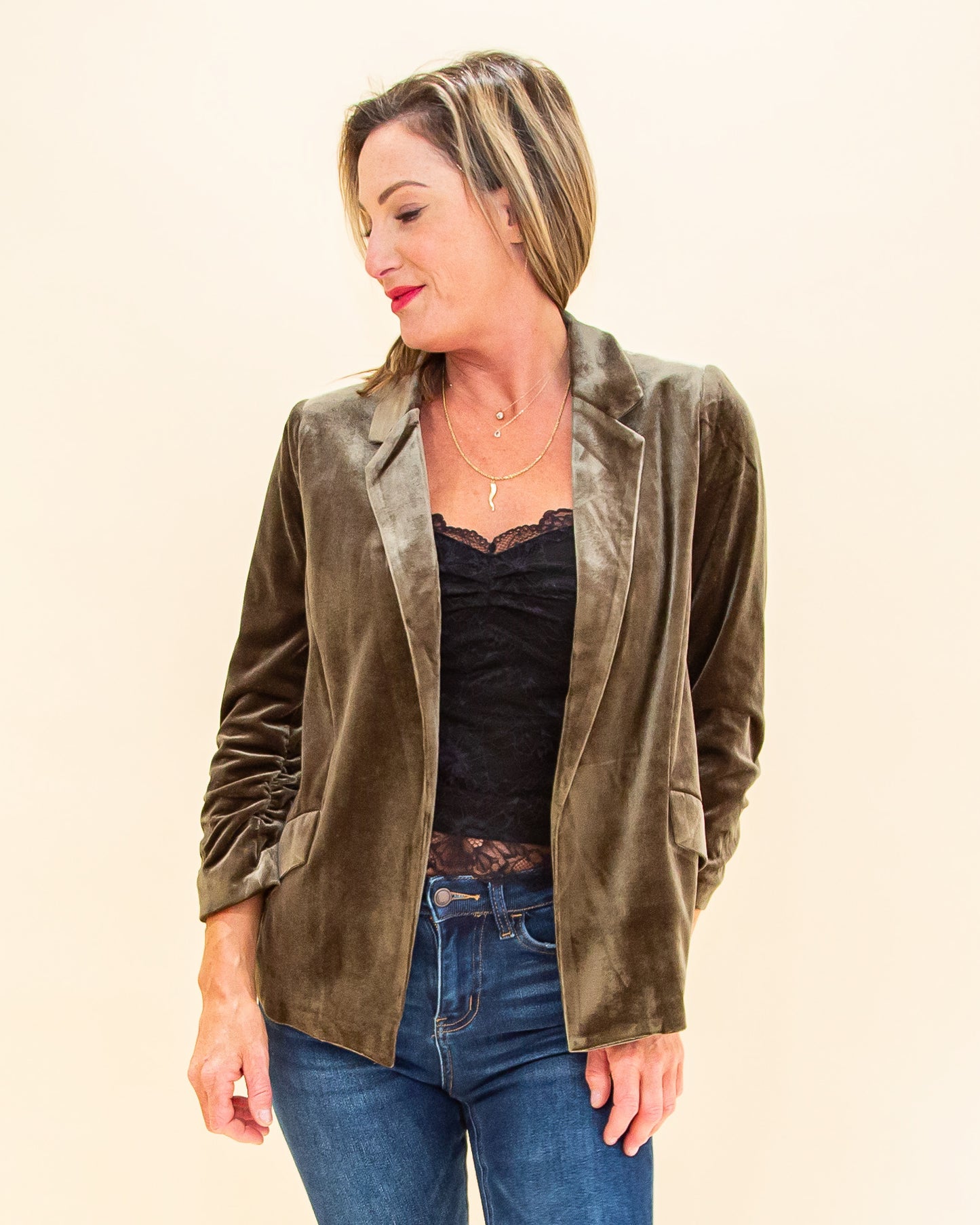 You're So Rare Velvet Blazer in Olive (8322935980283)