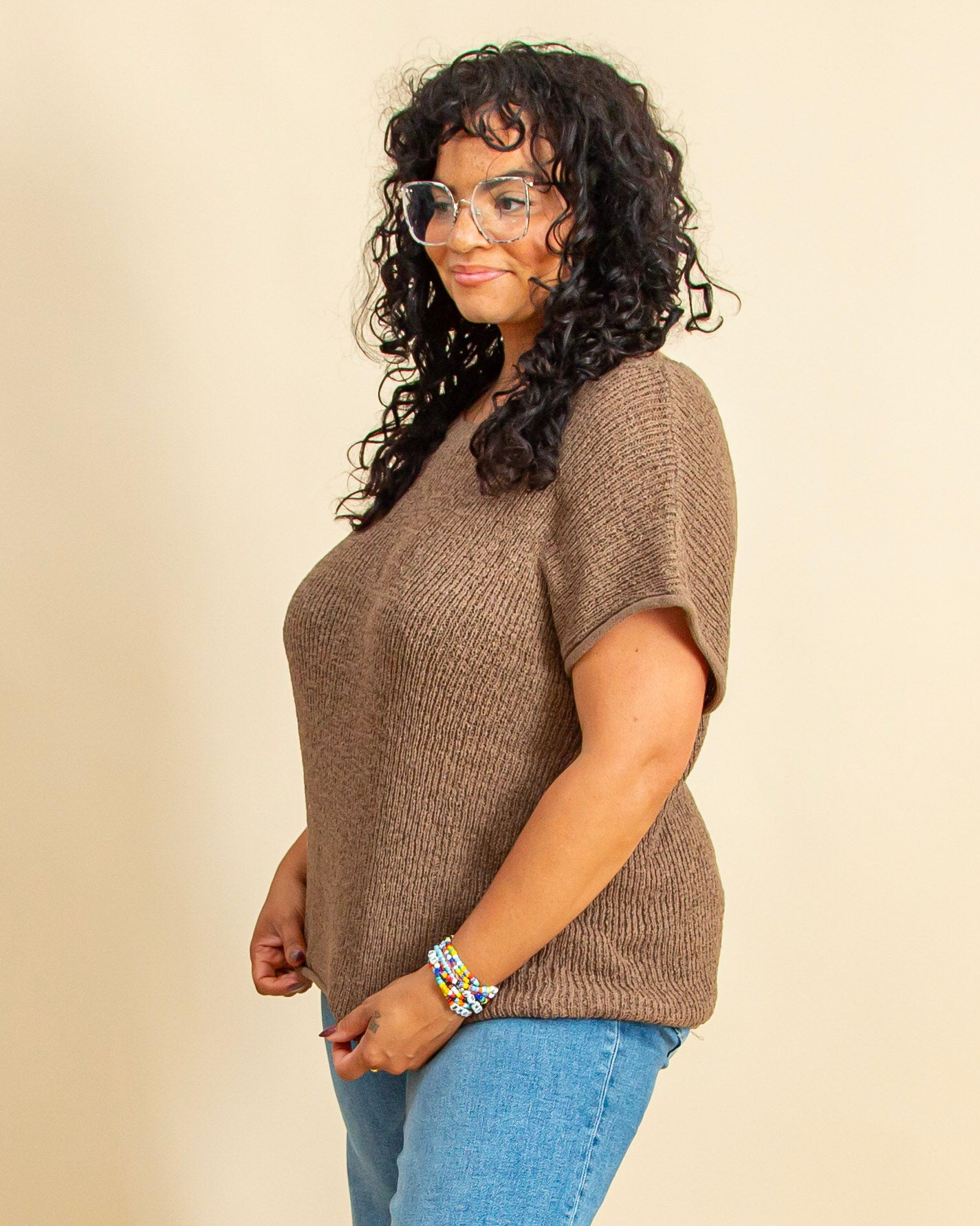 NEW ARRIVALS – Ali On The Boulevard