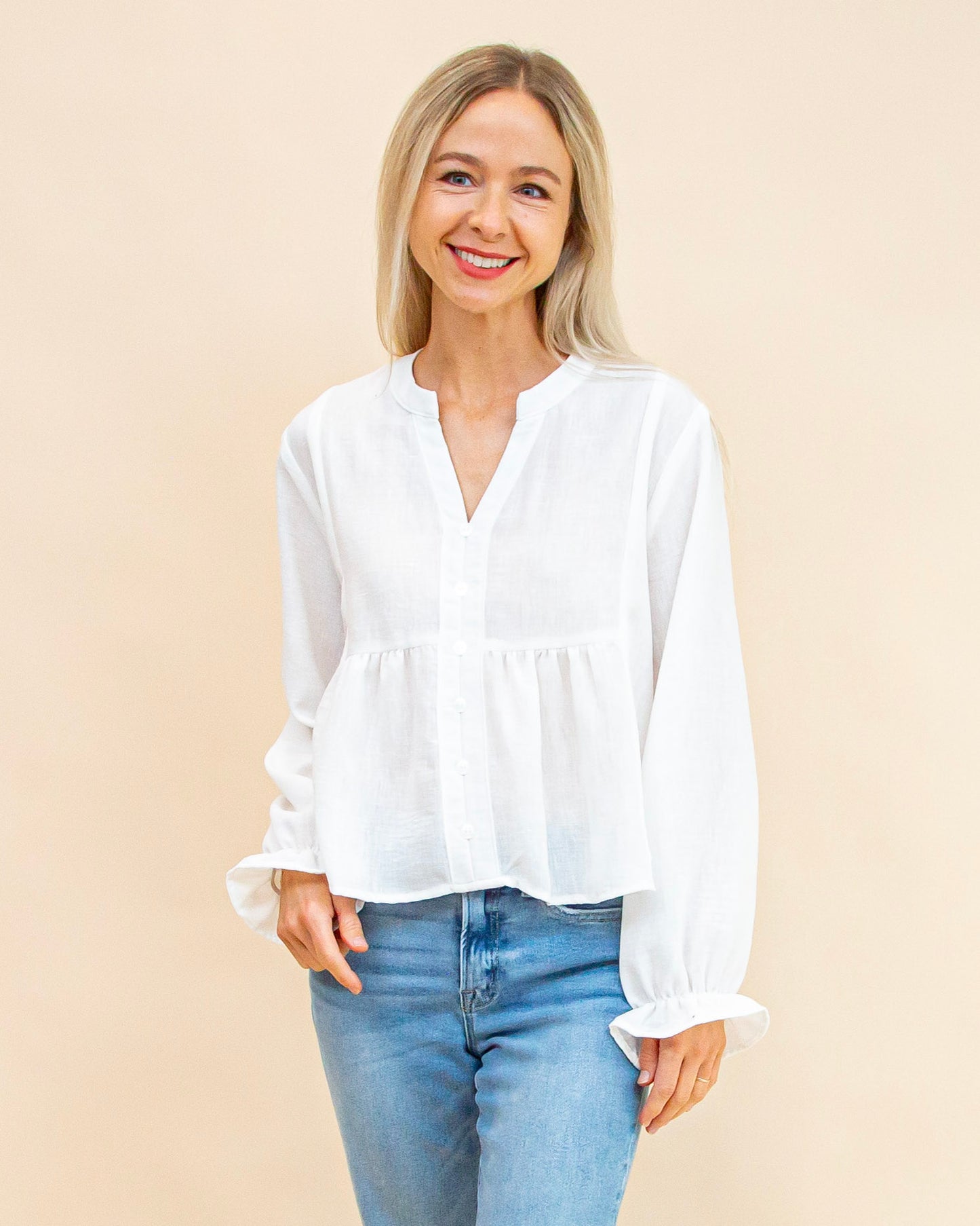 Classic Charm Top in White (9060136714491)