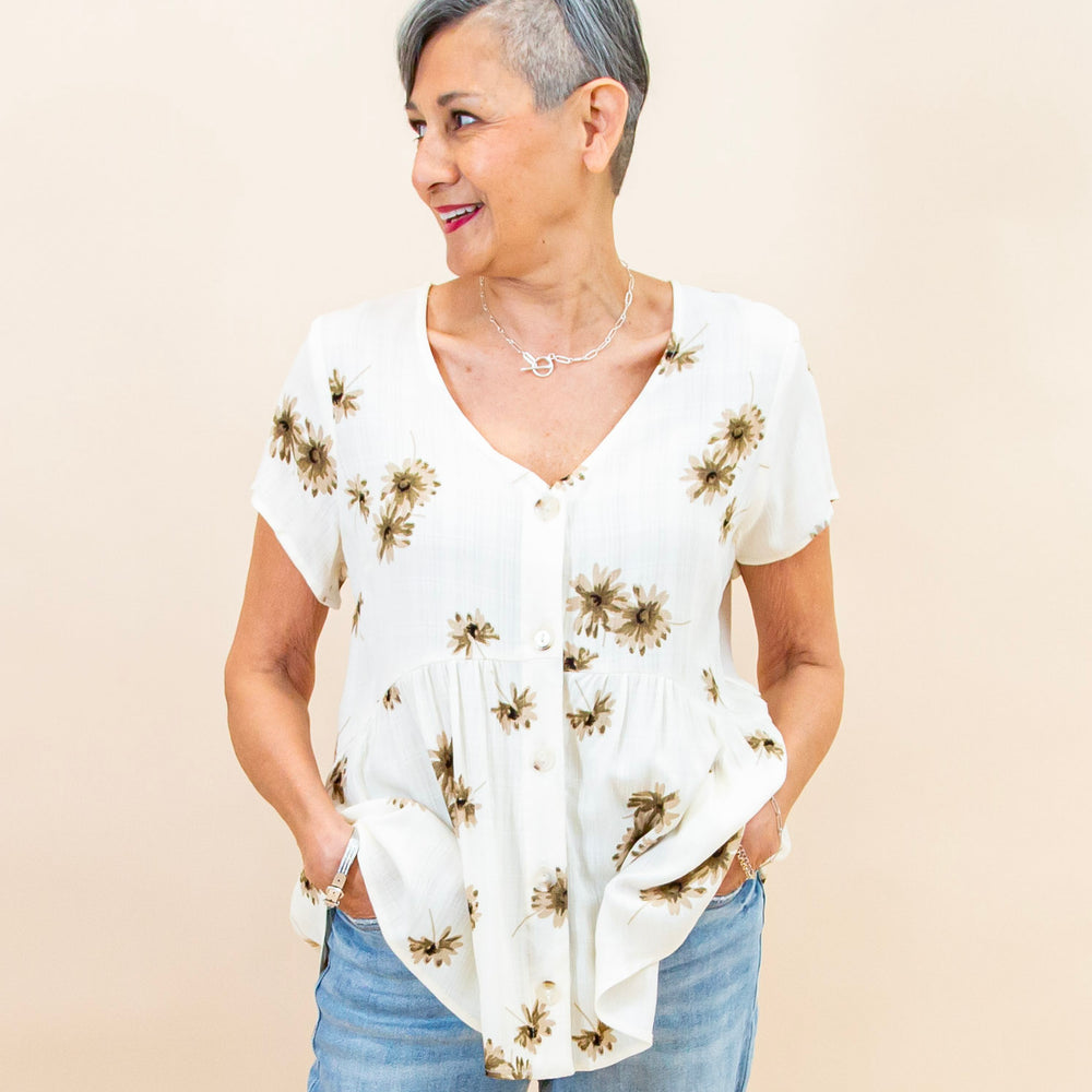 
                  
                    Soft Arrangement Top in Ivory/Taupe Floral (8954605076731)
                  
                