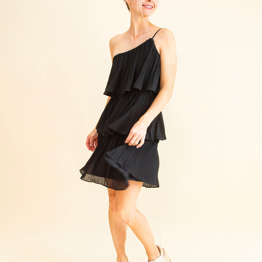 
                  
                    Date Night Dreams Dress in Black (8589875151099)
                  
                