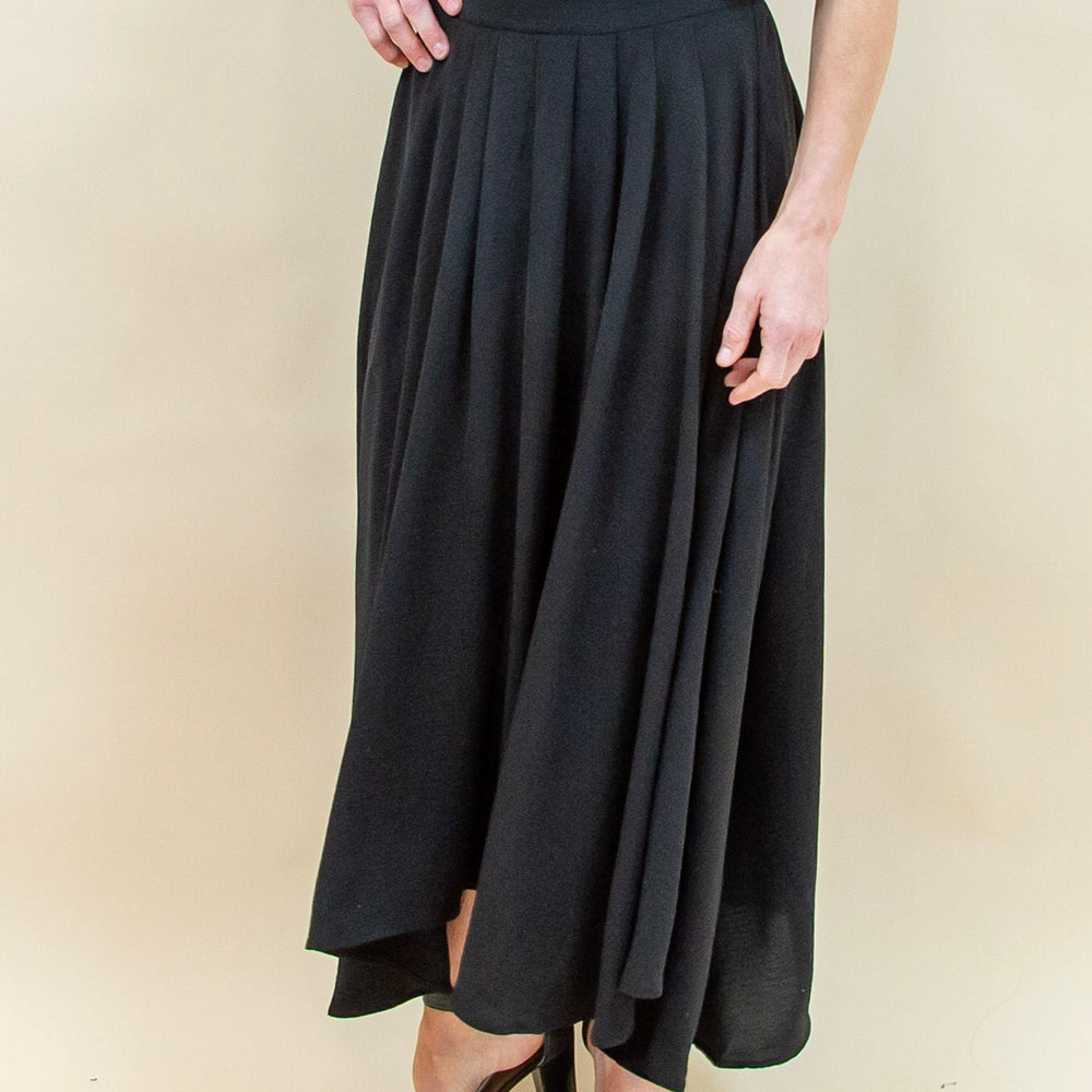 Can't Help Loving Skirt in Black (8685958430971)