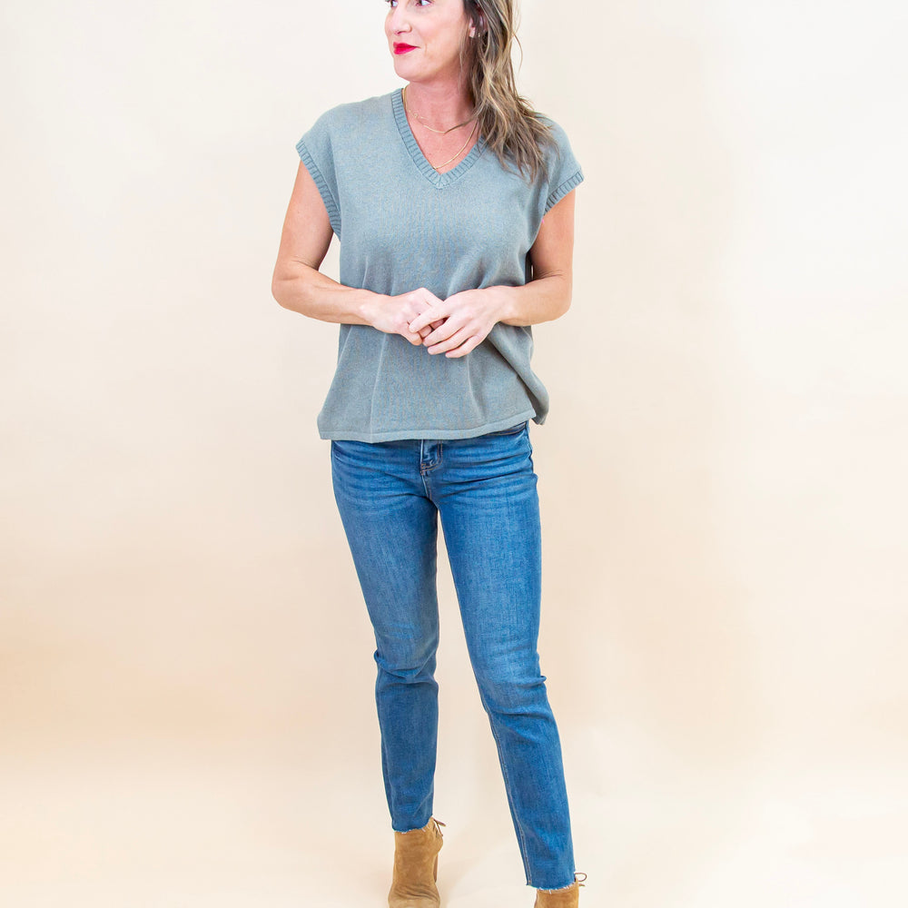 
                  
                    Centering Comfort Top in Slate (8992696238331)
                  
                