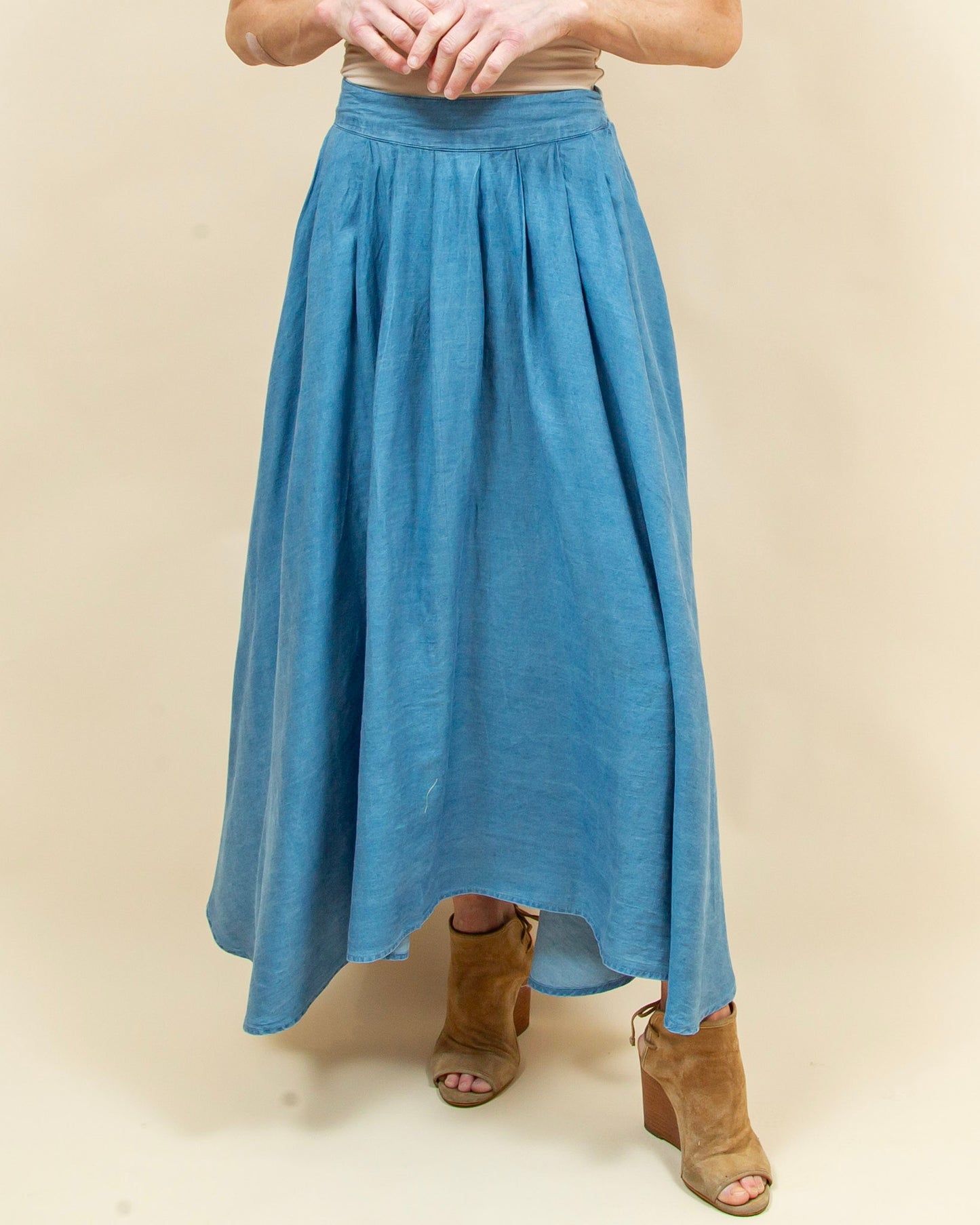 Drifting Away Midi Skirt in Chambray (8955518320891)