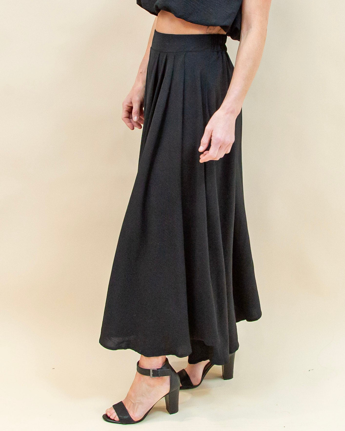 Can't Help Loving Skirt in Black (8685958430971)