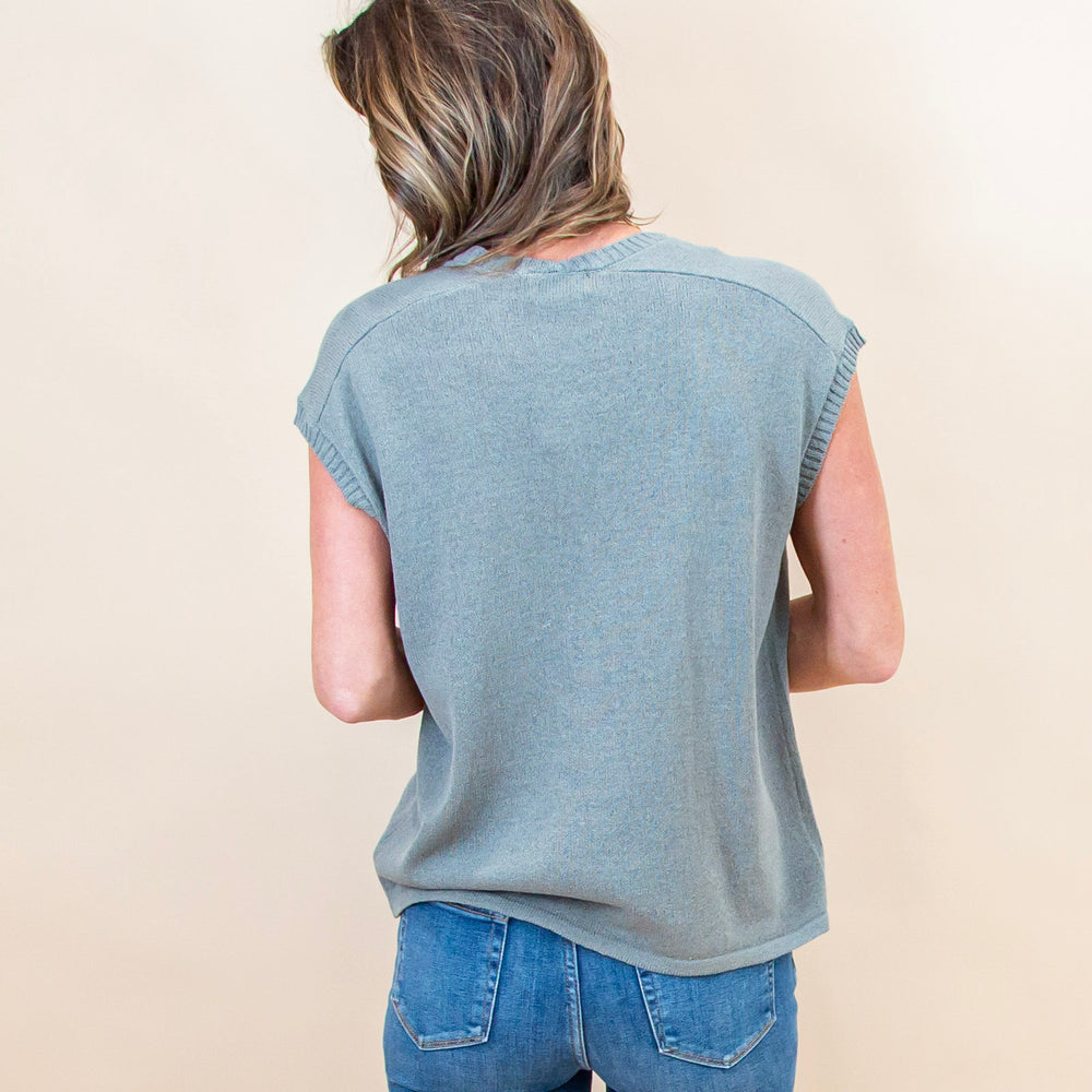 
                  
                    Centering Comfort Top in Slate (8992696238331)
                  
                