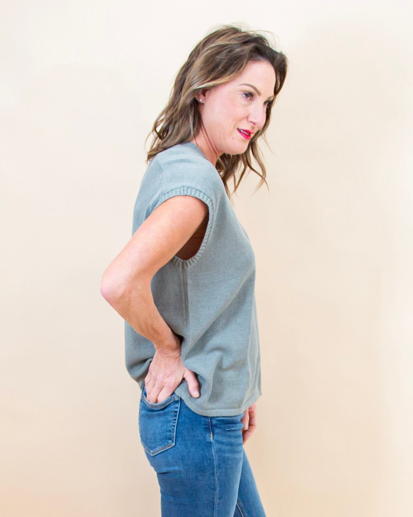 Centering Comfort Top in Slate (8992696238331)