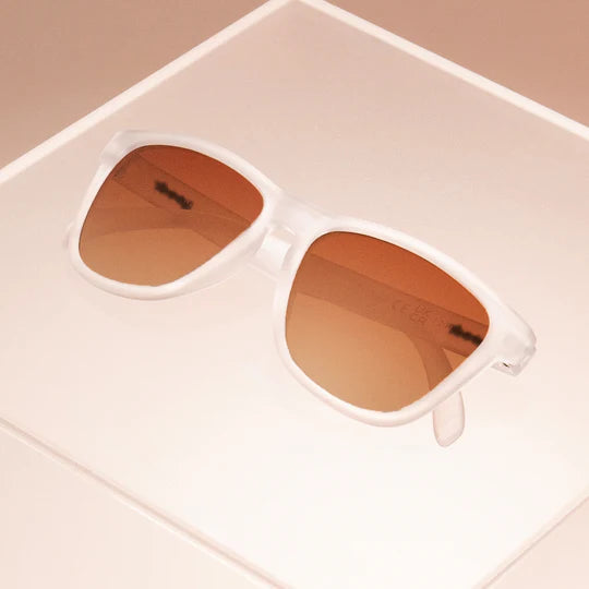 
                  
                    Root Beer Sommelier Goodr Sunglasses (8991778472187)
                  
                
