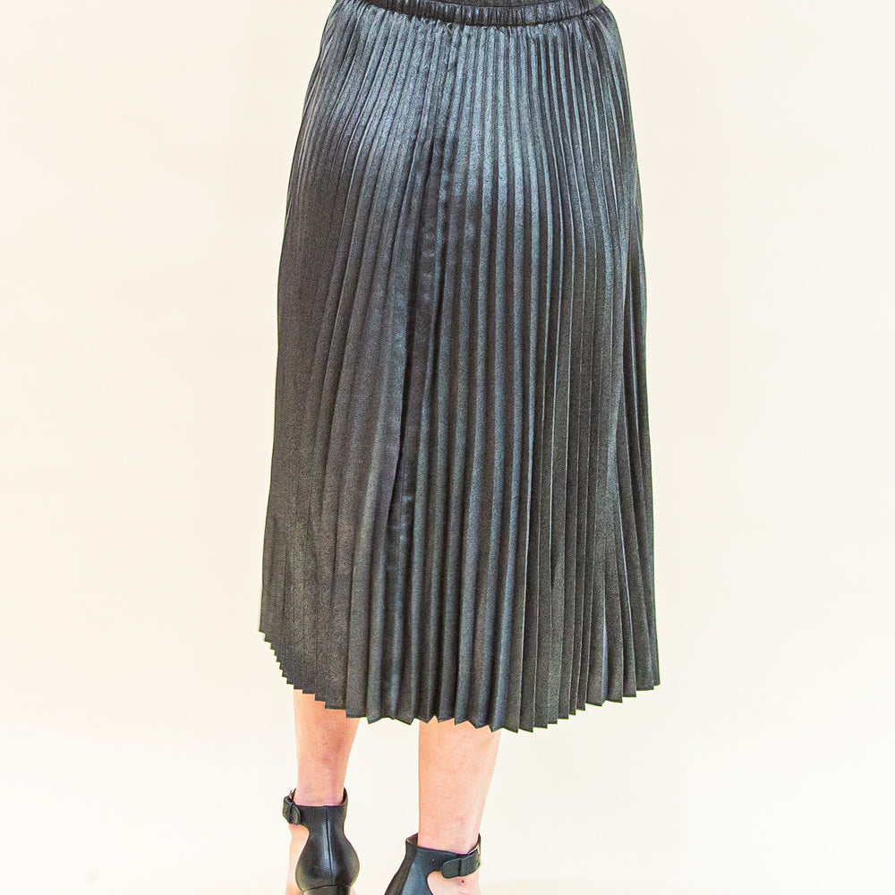 
                  
                    Glimmering Grace Midi Skirt in Black (8775061111035)
                  
                