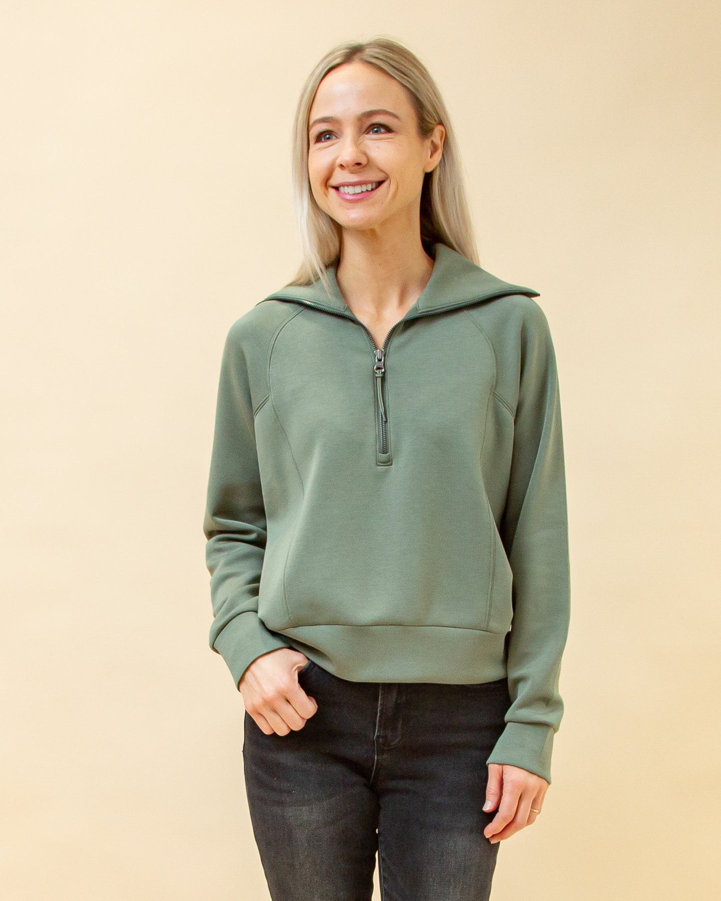 Airessentials Half Zip in Clover (8781142163707)