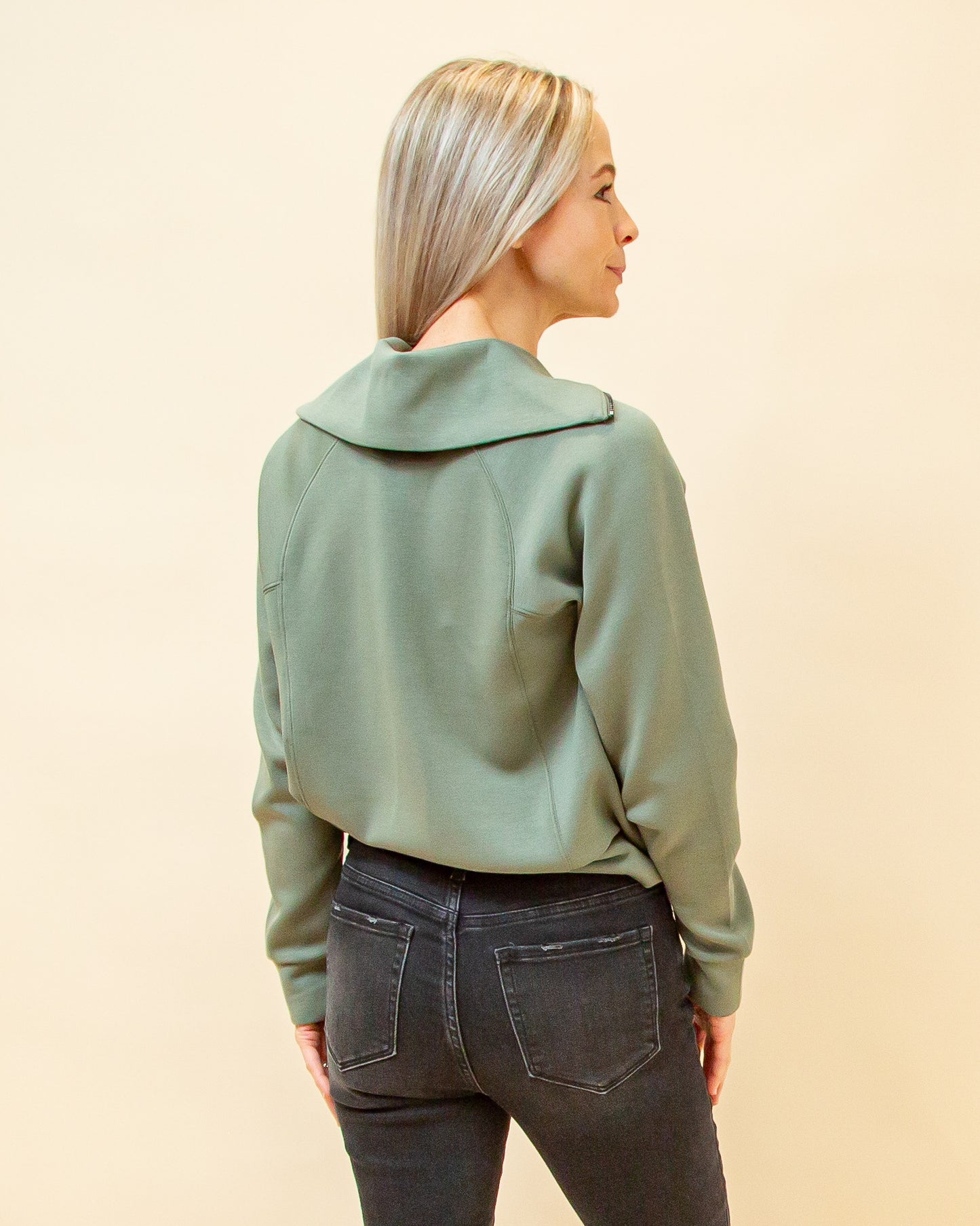 Airessentials Half Zip in Clover (8781142163707)