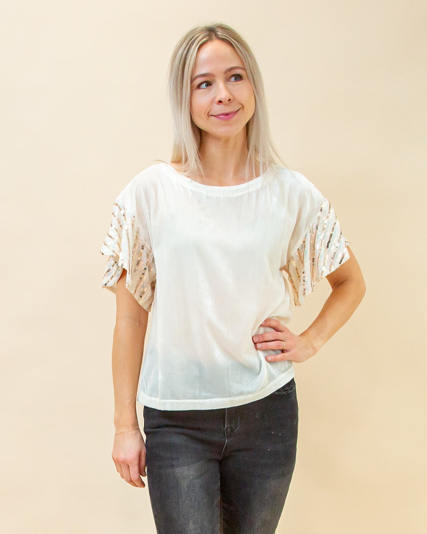 Champagne Cheers Velvet Top in Ivory (8871723401467)