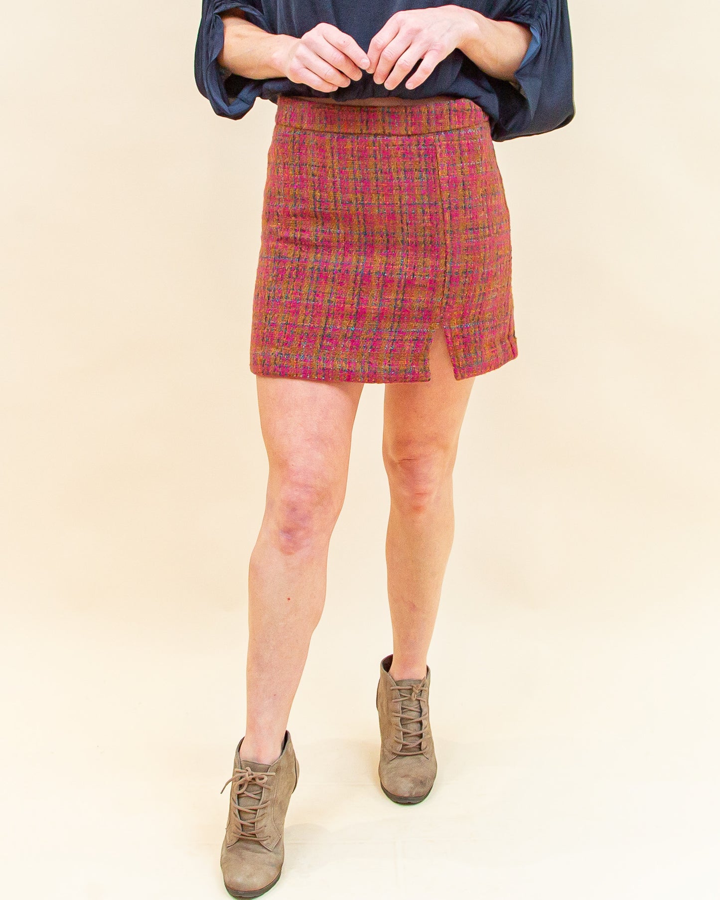 Mulled Spice Tweed Mini Skirt in Plum/Camel (8871723696379)