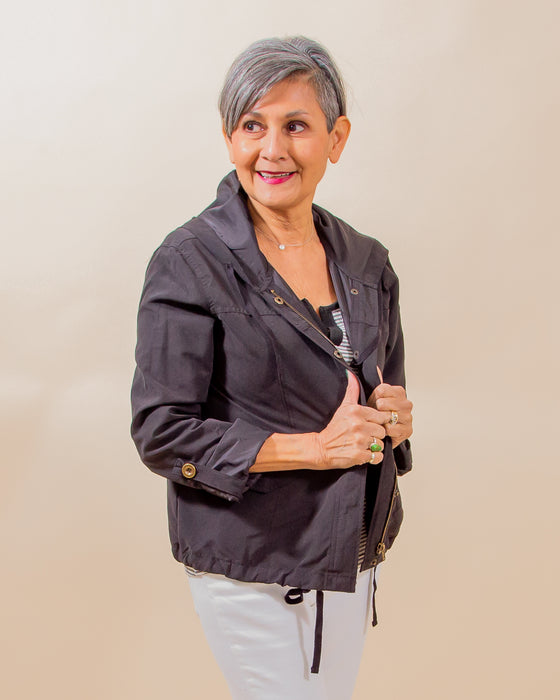 Cloudy Day Jacket in Black (8084351385851)