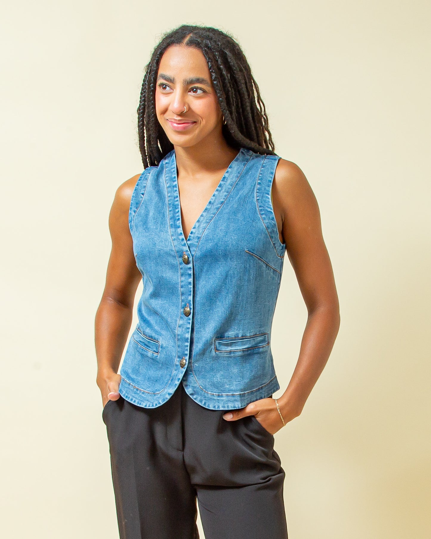 Very Me Denim Vest In Medium Blue (8744607056123)