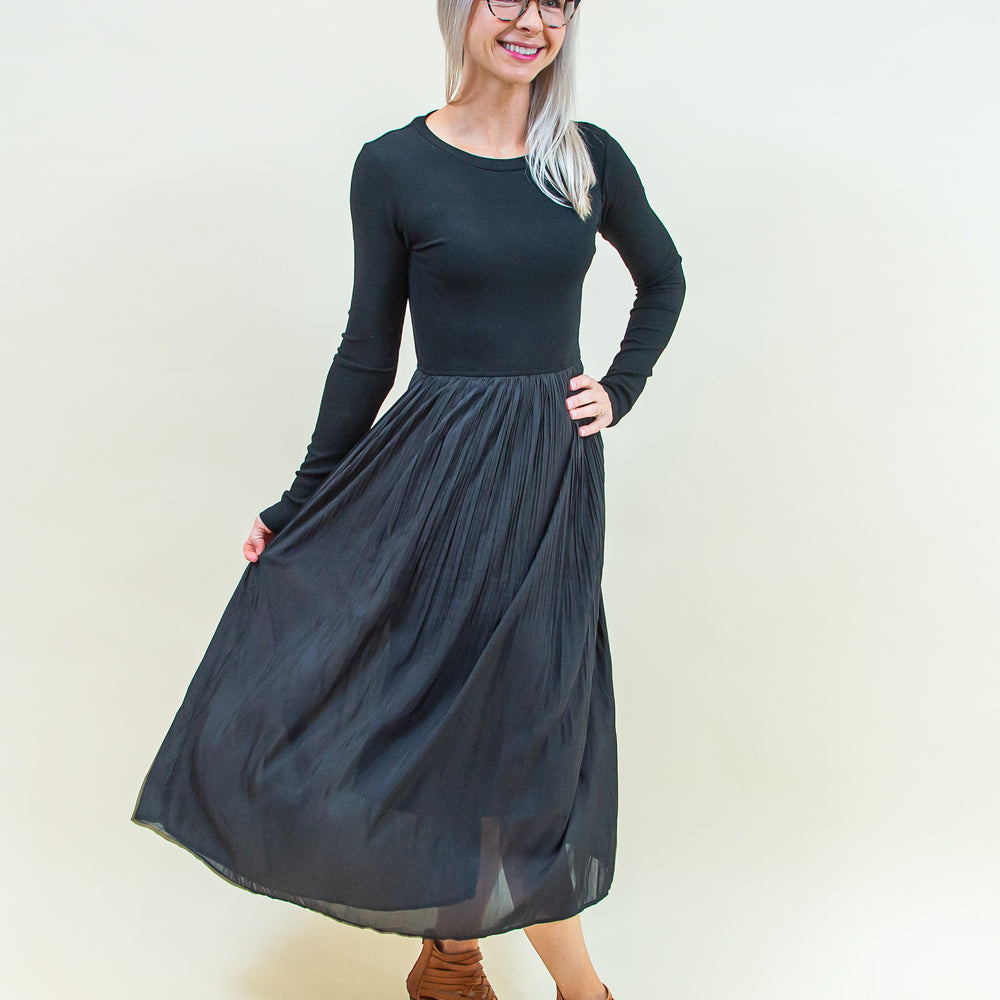 Night at the Morris Dress in Black (8774210355451)