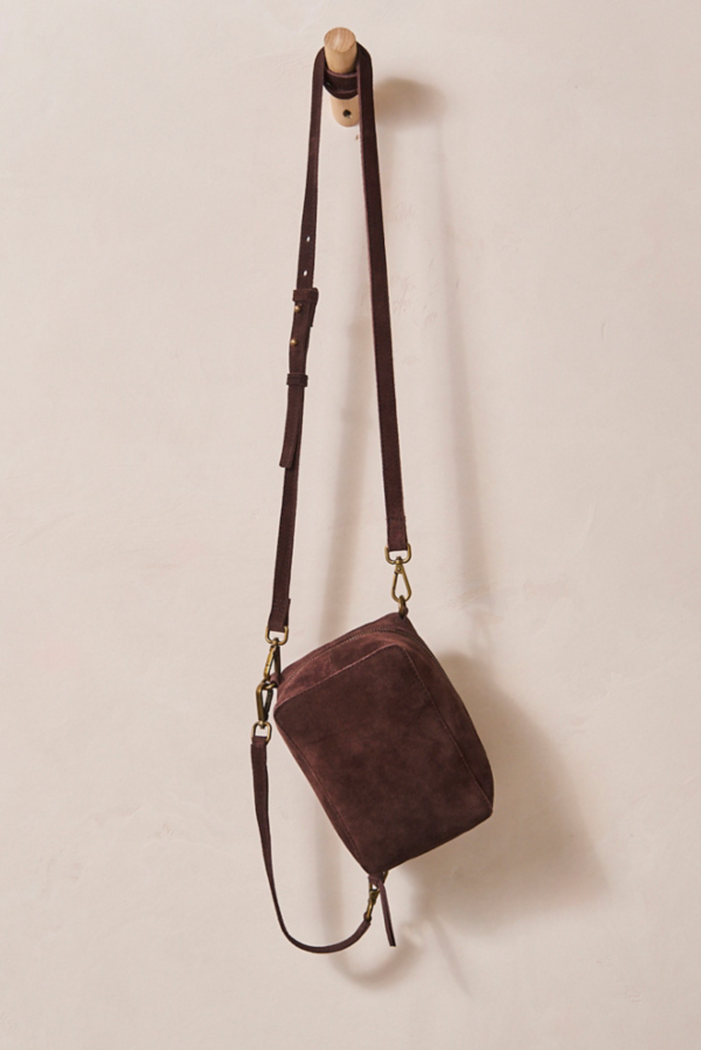 Out of the Box Crossbody in Carob Brown (8642407629051)