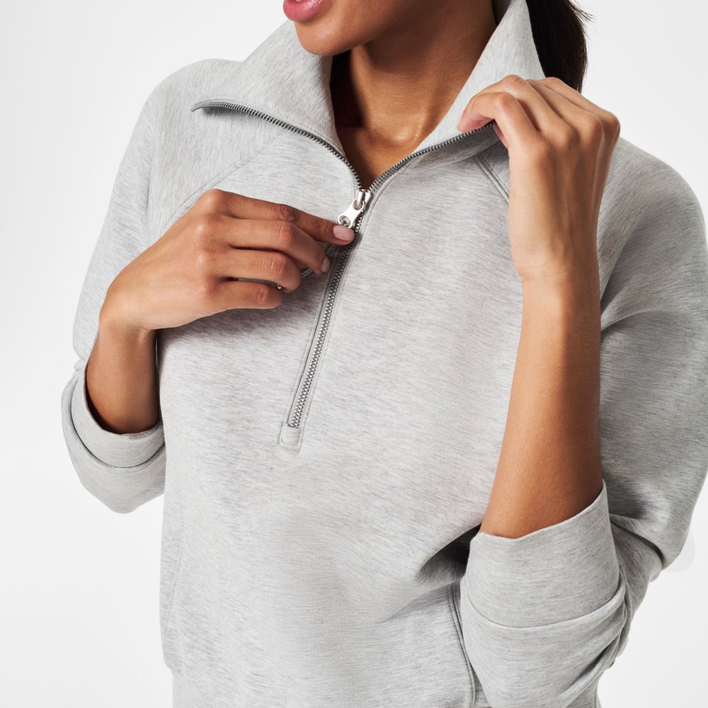 
                      
                        Airessentials Half Zip in Light Grey Heather (8750518075643)
                      
                    