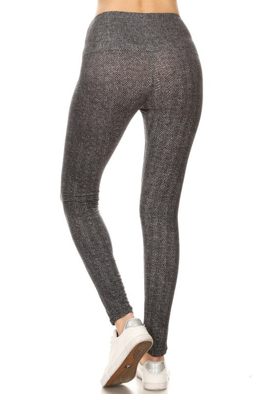 Covered in Confidence High Waisted Chevron Leggings (5735191871648)